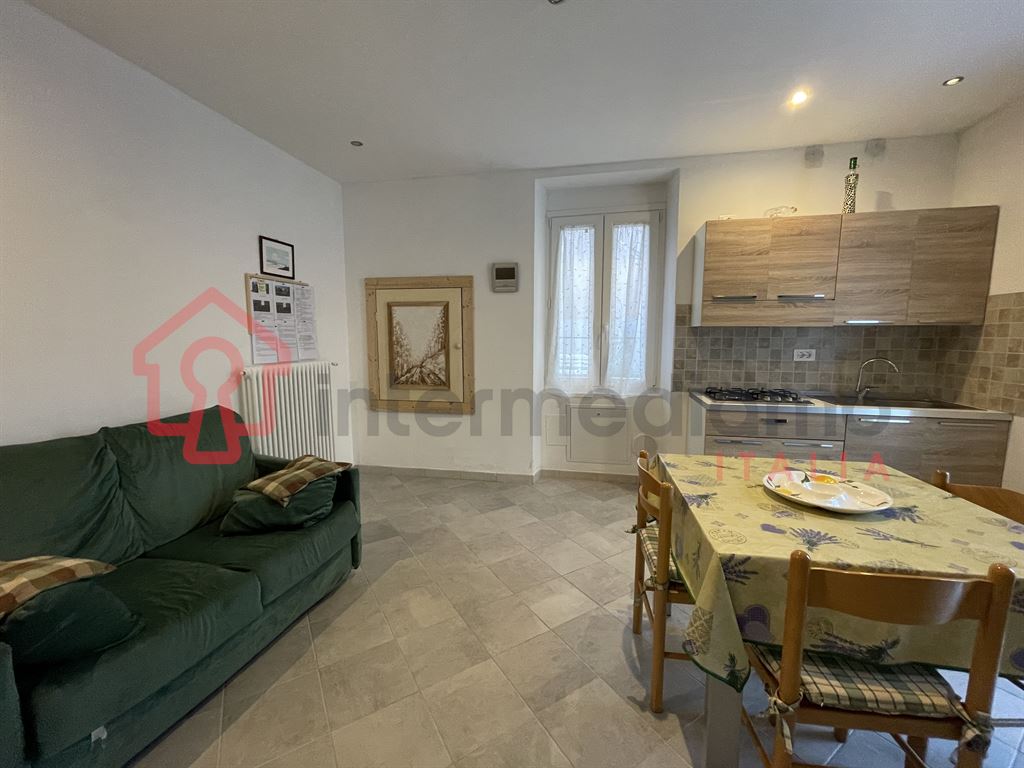 APPARTAMENTO DELIZIOSO - DA INVESTIMENTO - Appartamento Residenziale Arco
